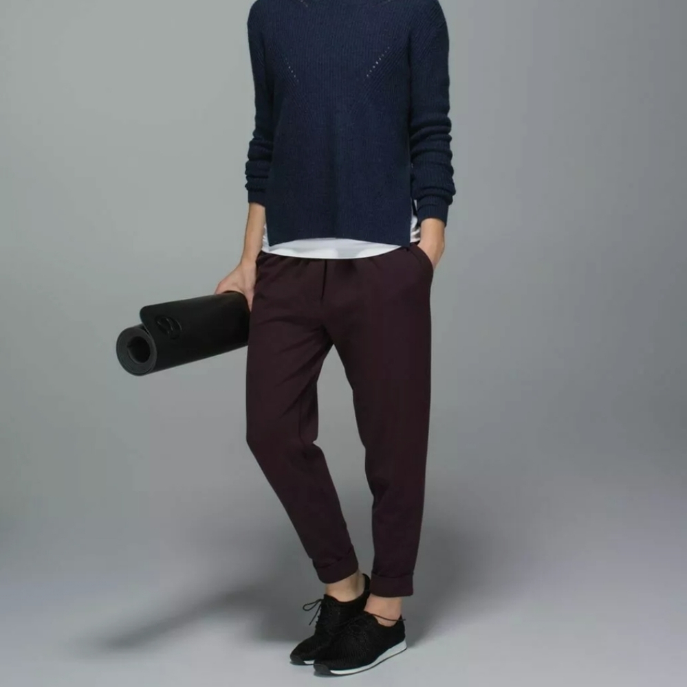 Lululemon Jet Crop Black Cherry Joggers